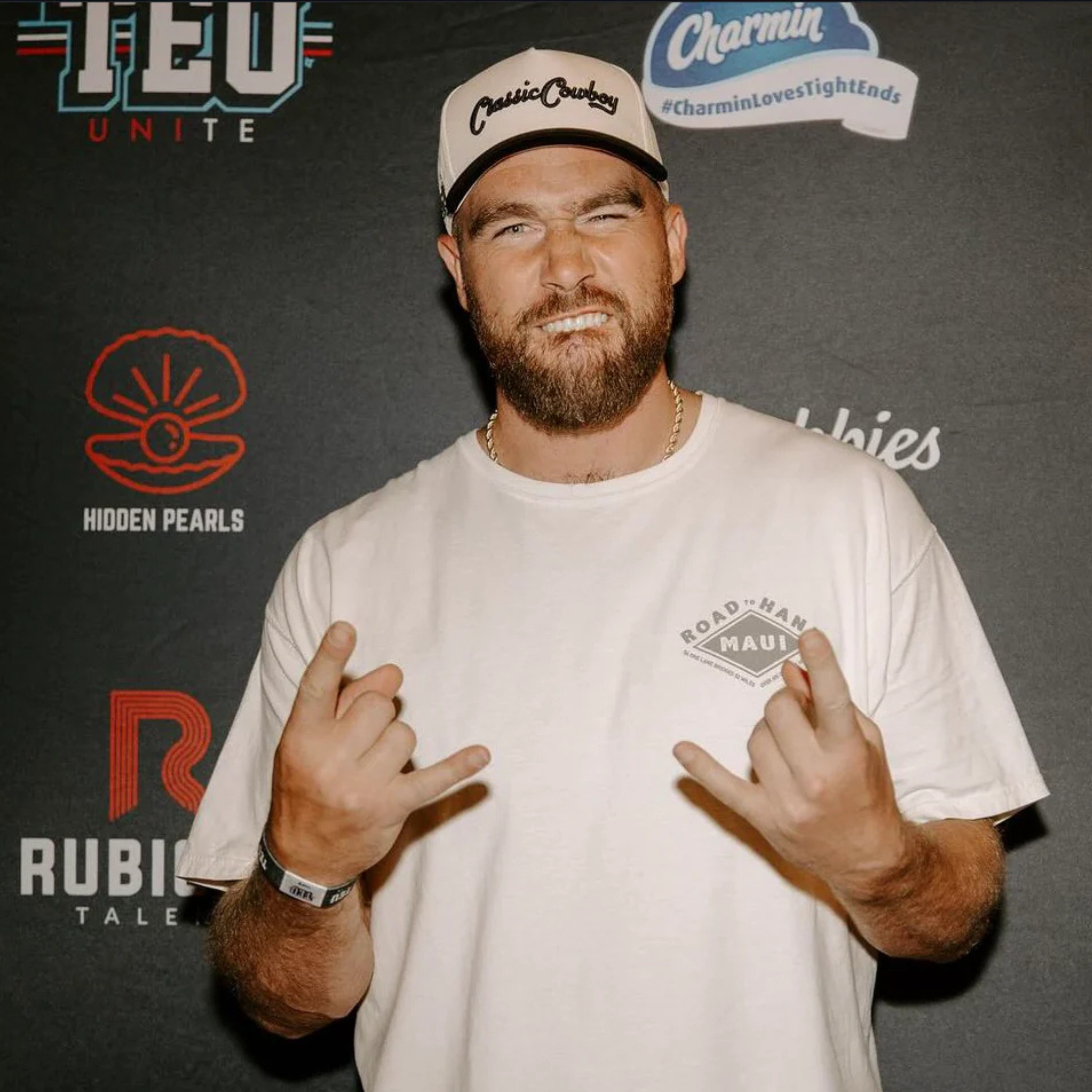 CLASSIC COWBOY | The Kelce Cap | Off-White & Black